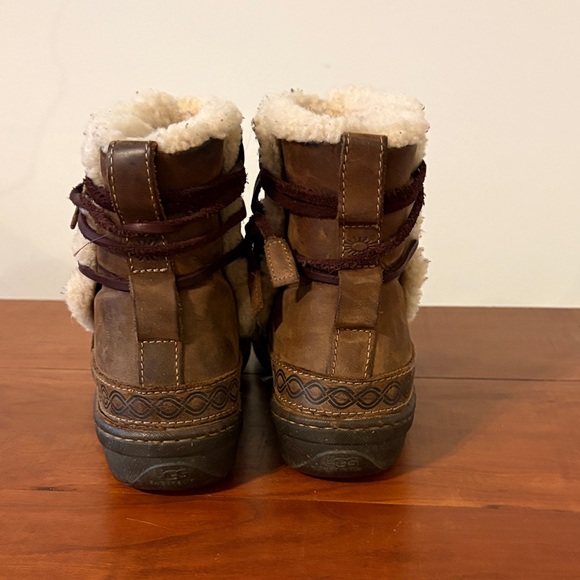 UGG Brown Shearling-Lined Boots short size 10 - Picture 4 of 11